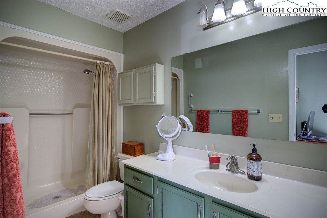 9570 3 Top Road Todd, NC 28684 - Photo 16 of 32 Gallery Image 16