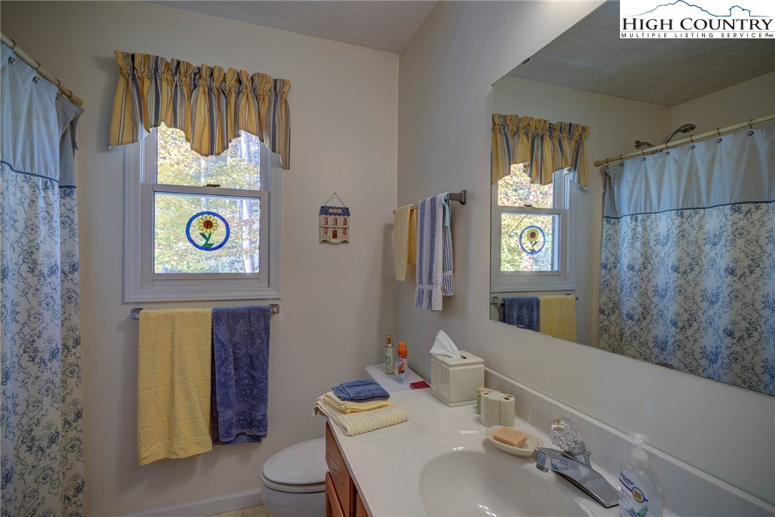 9570 3 Top Road Todd, NC 28684 - Photo 25 of 32 Gallery Image 25