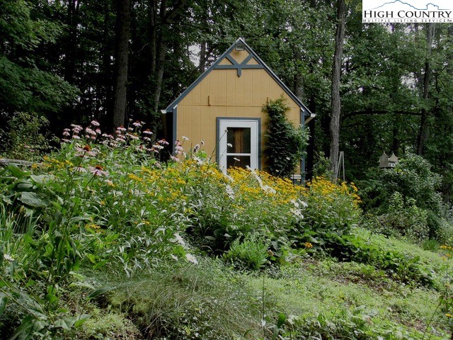 9570 3 Top Road Todd, NC 28684 - Photo 27 of 32 Gallery Image 27