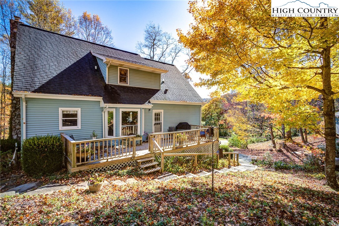 9570 3 Top Road Todd, NC 28684 - Photo 3 of 32 Gallery Image 3