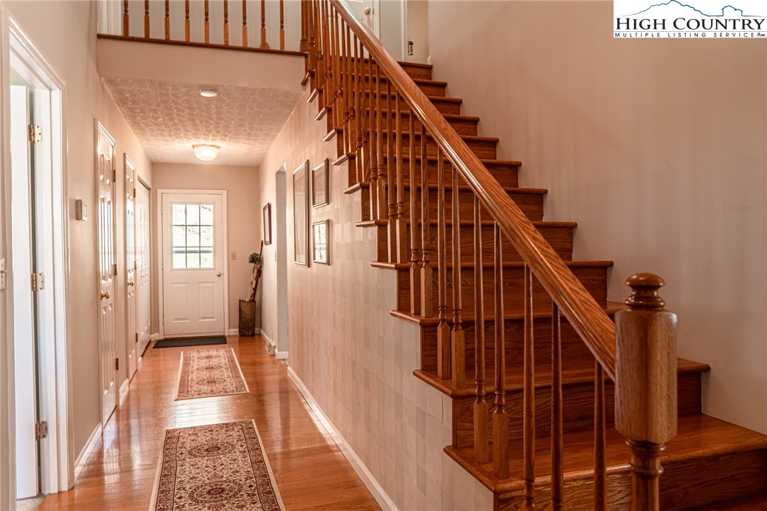 9570 3 Top Road Todd, NC 28684 - Photo 10 of 32 Gallery Image 10