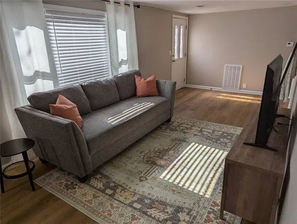 $220,000 | 8804 East 47th Street, Kansas City, MO 64129