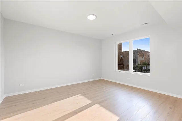 $2,450 | 4539 South Evans Avenue, Chicago, IL 60653