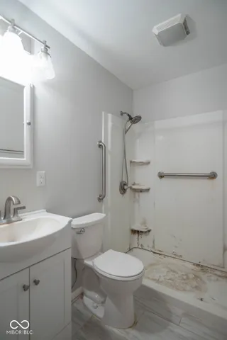 $99,900 | 1215 North Gladstone Avenue, Columbus, IN 47201