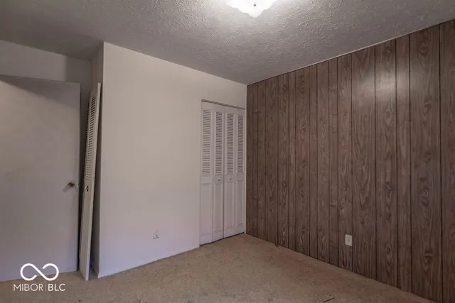 $99,900 | 1215 North Gladstone Avenue, Columbus, IN 47201