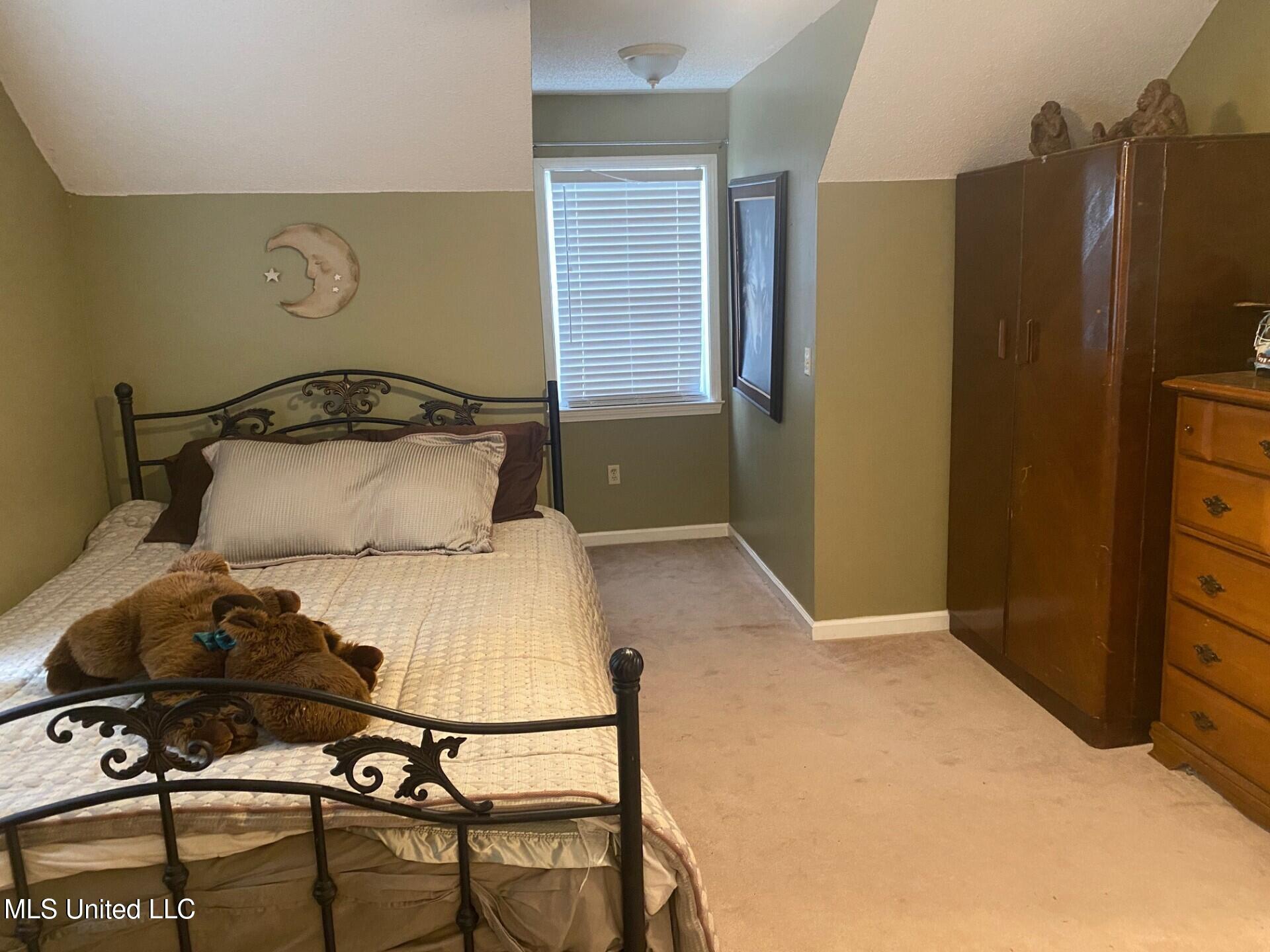 2085 Yellow Dog Road Senatobia, MS 38668 - Photo 27 of 48 Bed 3 up