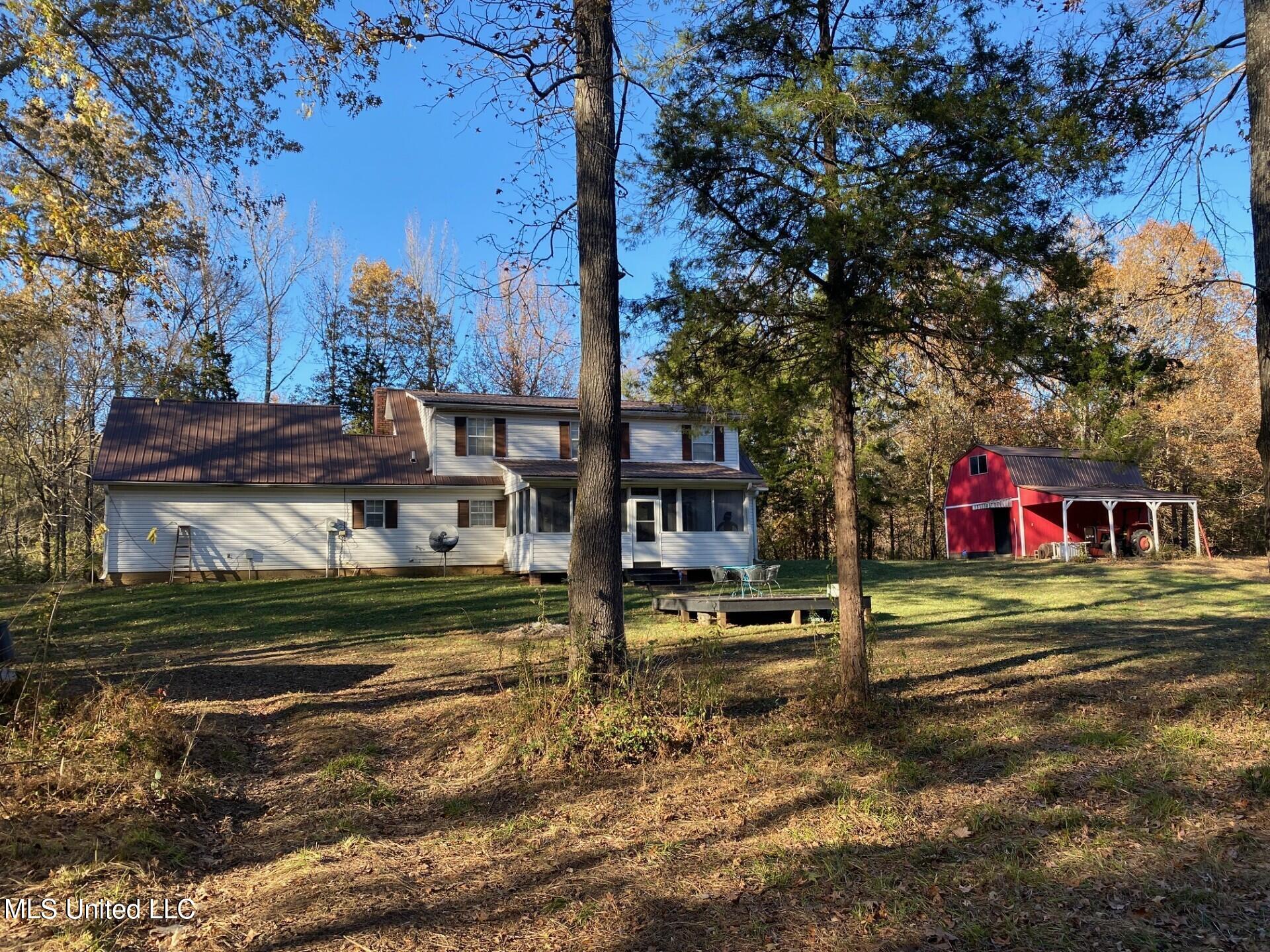 2085 Yellow Dog Road Senatobia, MS 38668 - Photo 39 of 48 Back of home