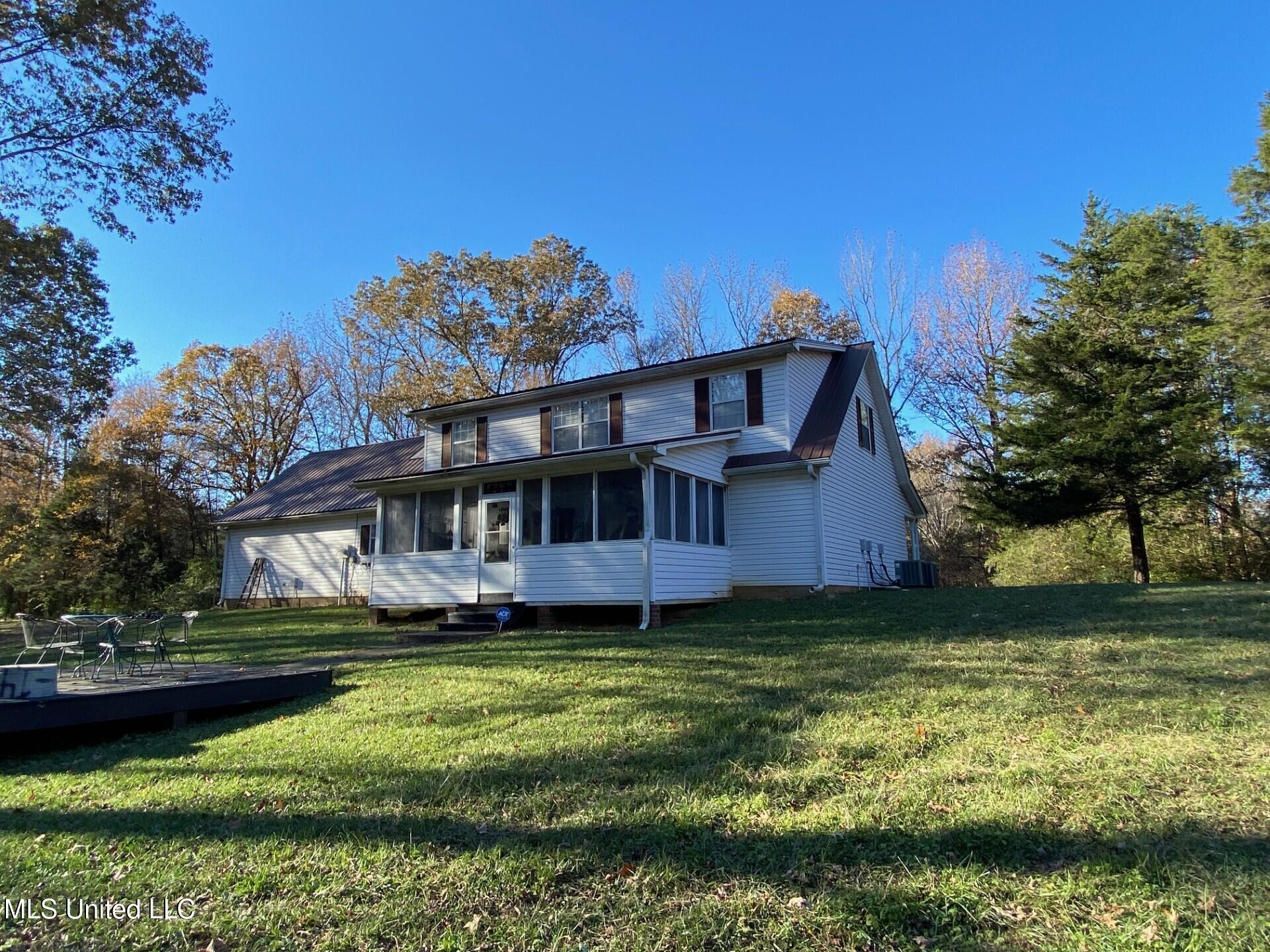 2085 Yellow Dog Road Senatobia, MS 38668 - Photo 41 of 48 Back of home
