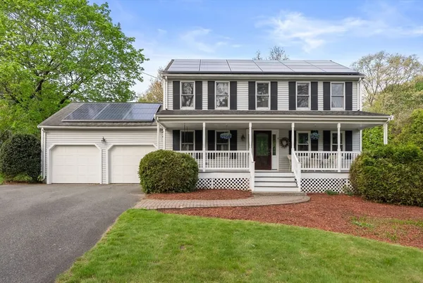 $669,900 | 4 Fuller Place, Franklin, MA 02038