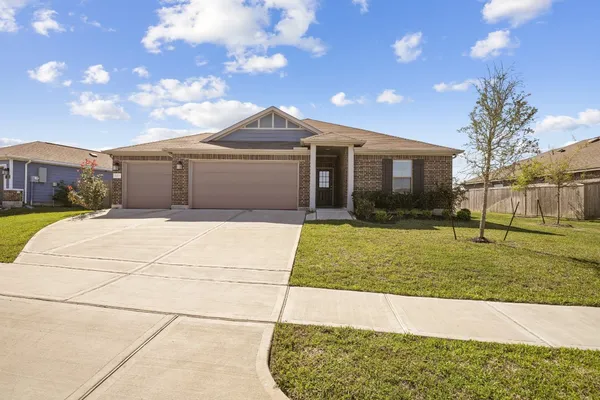 $292,000 | 1217 Lancer Leap Drive, Alvin, TX 77511