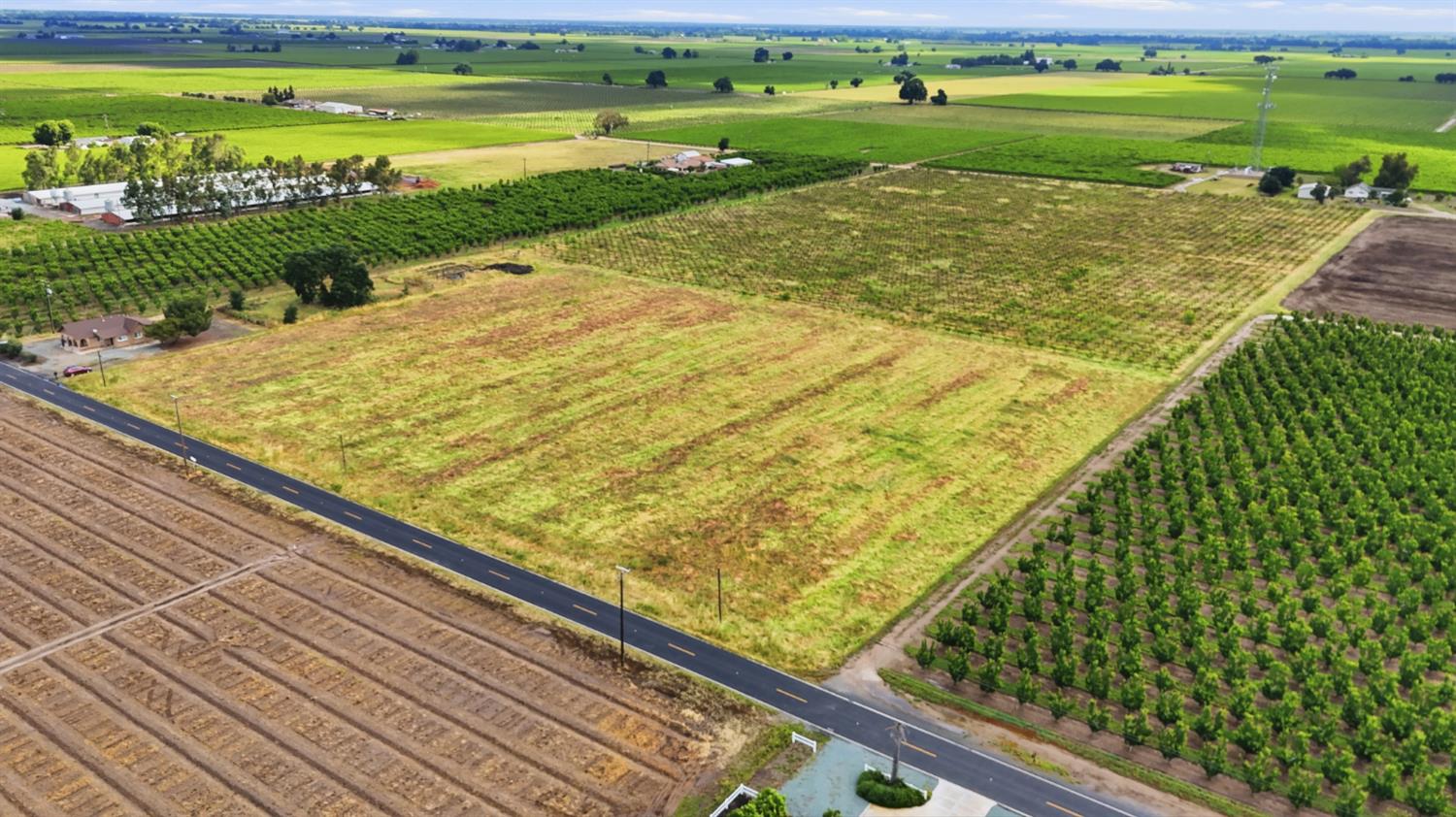 20042 North Ray Road Lodi, CA 95242 - Photo 47 of 64