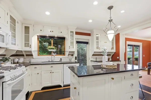 $1,699,000 | 357 South 16th Street, San Jose, CA 95112