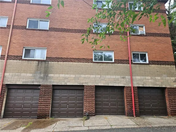 $995 | 1905 Hanover Street, Unit 7, Pittsburgh, PA 15218