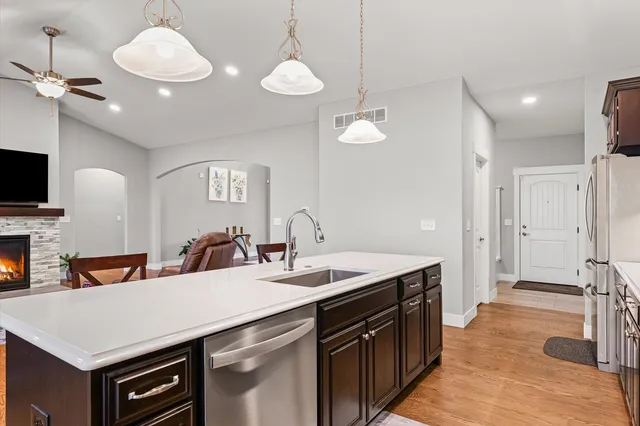 $699,900 | 1105 Glen Abbey Drive, Champaign, IL 61822