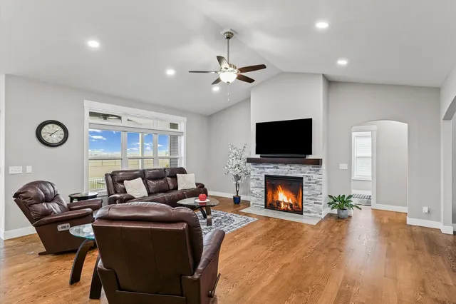 $699,900 | 1105 Glen Abbey Drive, Champaign, IL 61822