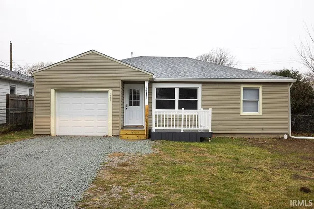 $134,900 | 2715 South Meeker Avenue, Muncie, IN 47302