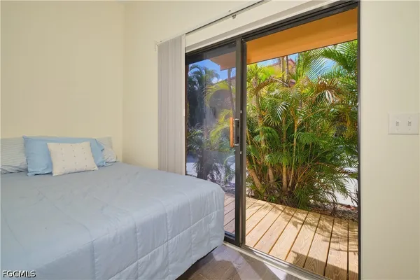 $2,000 | 5510 Southwest 4th Place, Unit 503, Cape Coral, FL 33914