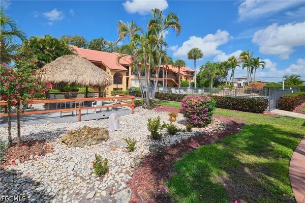 $2,000 | 5510 Southwest 4th Place, Unit 503, Cape Coral, FL 33914