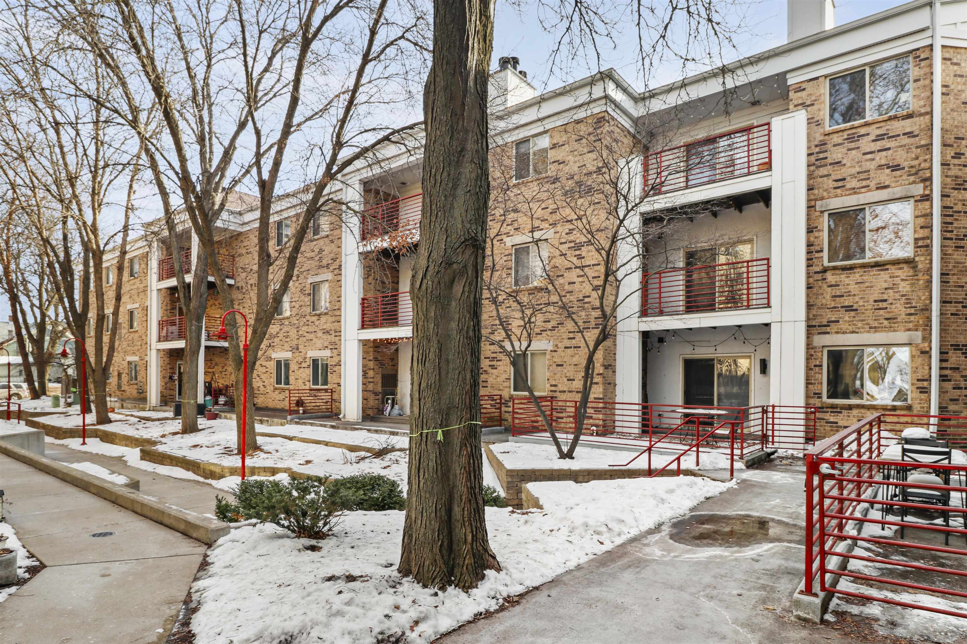 311 North Hancock Street, Unit 231 Madison, WI 53703 - Photo 27 of 32