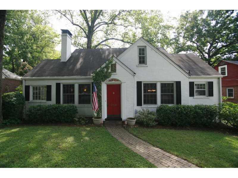 316 Superior Avenue Decatur, GA 30030 - Photo 1 of 1 Exterior Front. So much curb appeal on this brick bungalow that s walking distance to Clairemont Elem, Glenlake Park, and downtown Decatur.