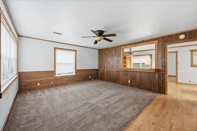 $175,000 | 2003 Gary Avenue, Nederland, TX 77627