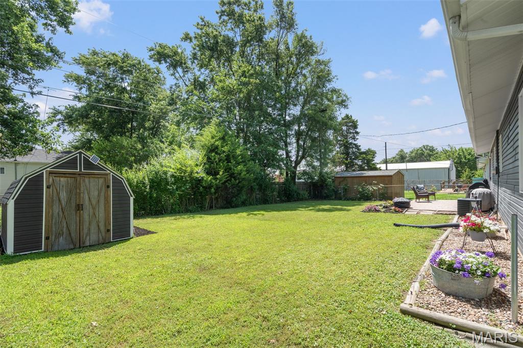 410 Ringo Street Mexico, MO 65265 - Photo 22 of 36