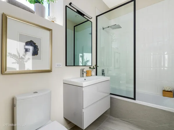 $2,375 | 8324 Center St River Grove, Unit 304, River Grove, IL 60171