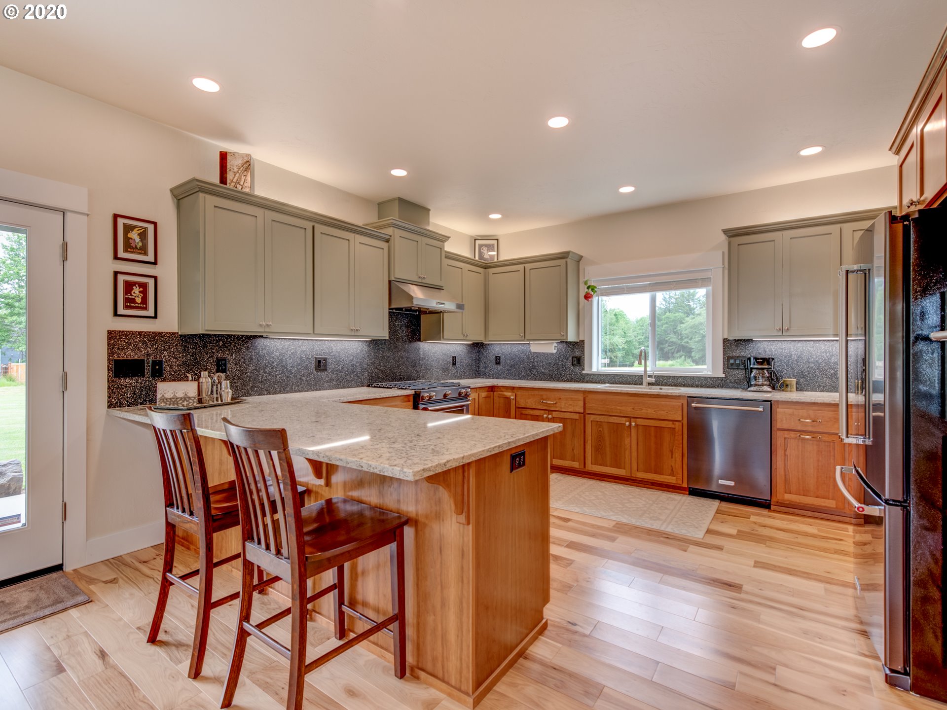 25503 Jeans Road Veneta, OR 97487 - Photo 10 of 31 Gallery Image 10