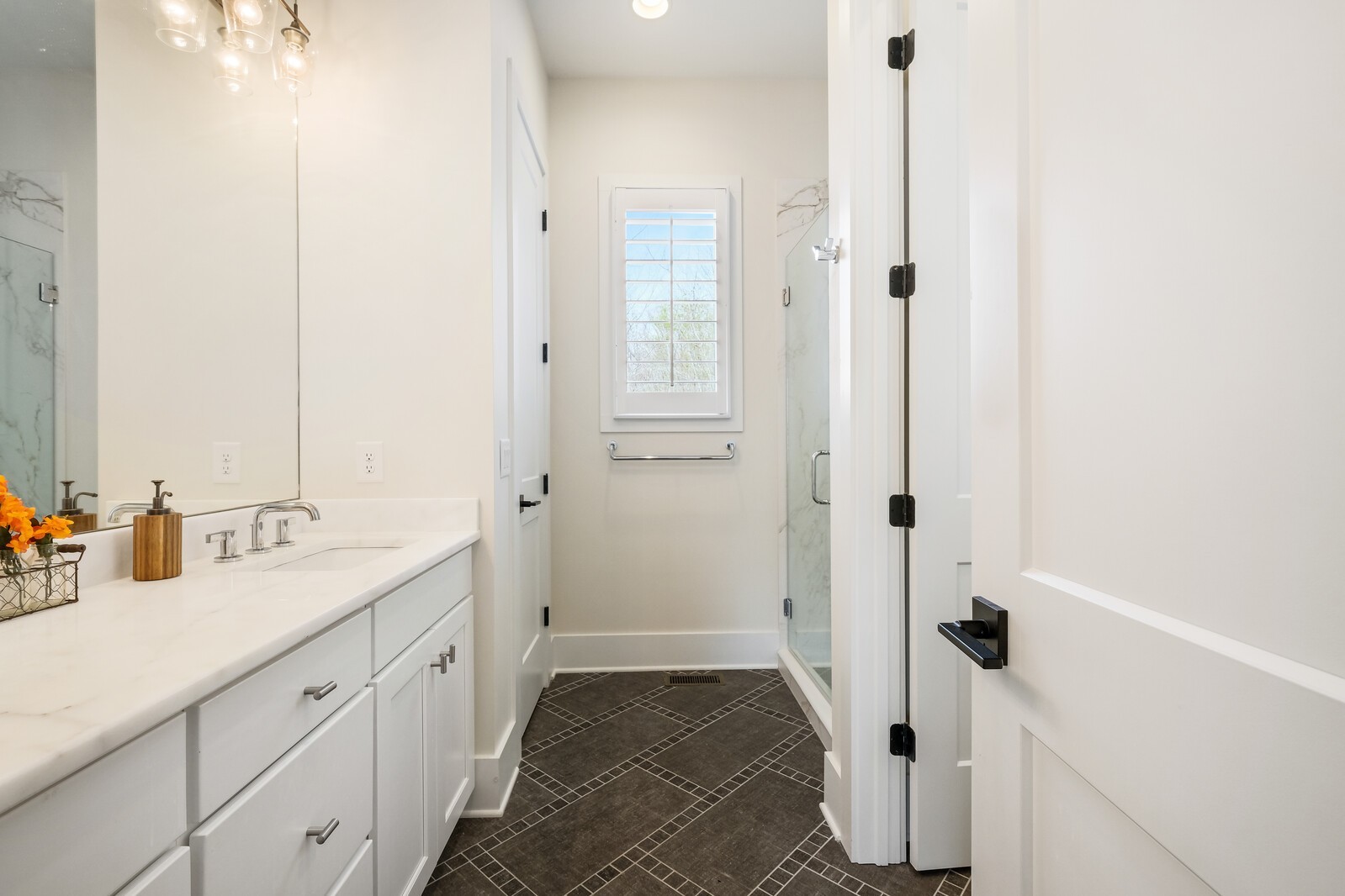 5304 Old Harding Road Franklin, TN 37064 - Photo 34 of 67 a bathroom with a sink and a mirror