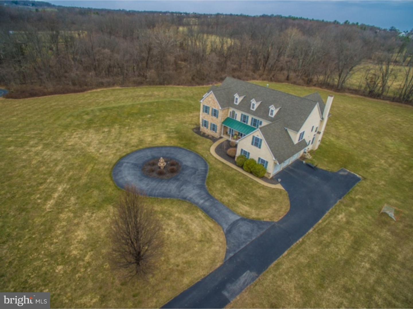 311 Lucas Road Phoenixville, PA 19460 - Photo 3 of 25