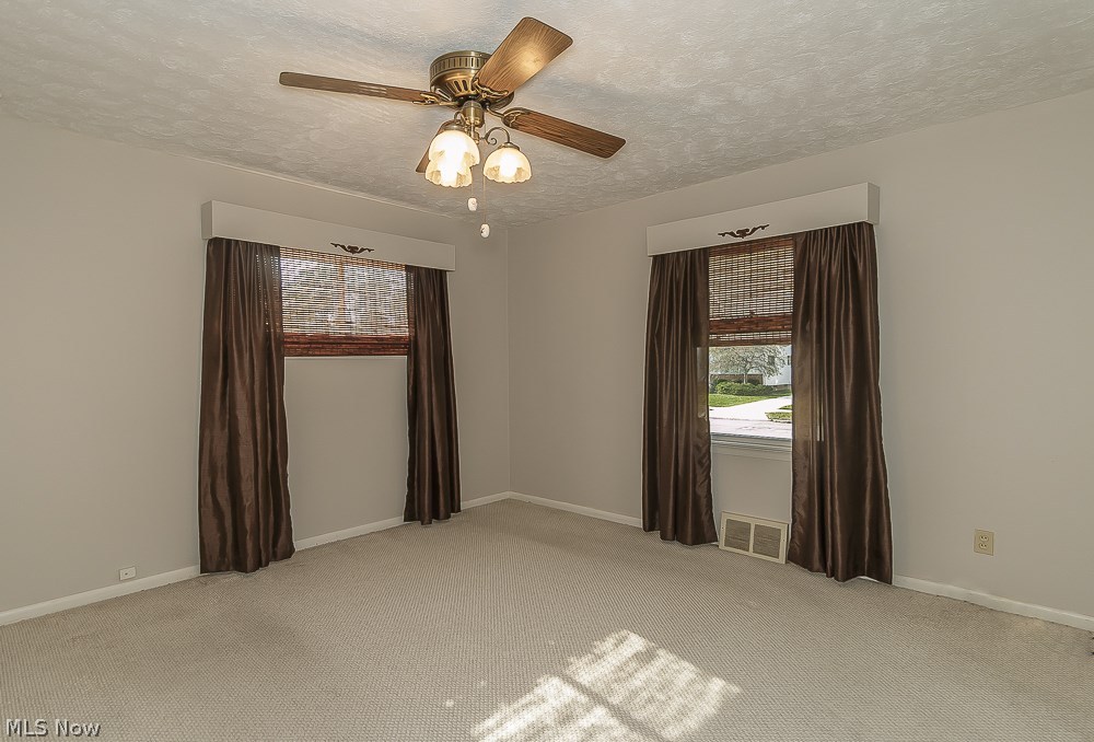713 Pendley Road Willowick, OH 44095 - Photo 14 of 27