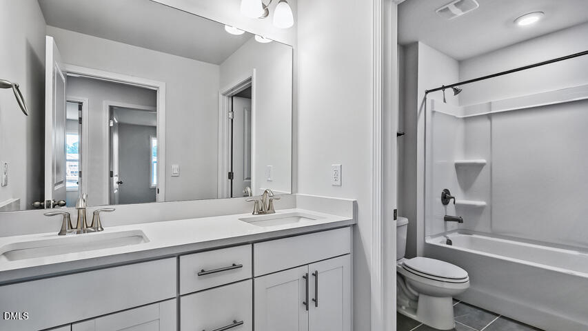 2218 Redpoll Drive Apex, NC 27539 - Photo 28 of 33 Bathroom