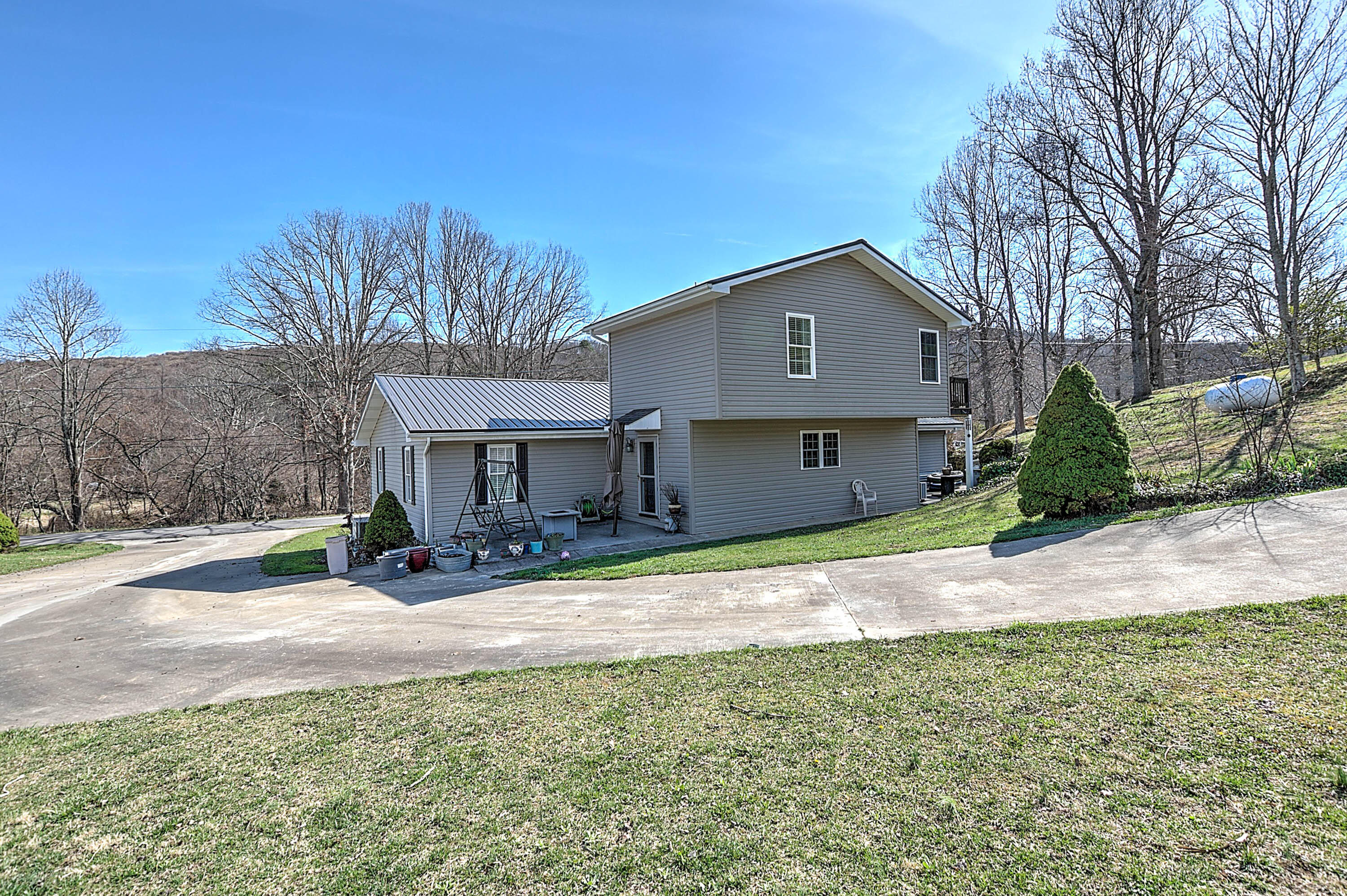 5223 Flat Gap Road Pound, VA 24279 - Photo 35 of 36 Flat Gap-41