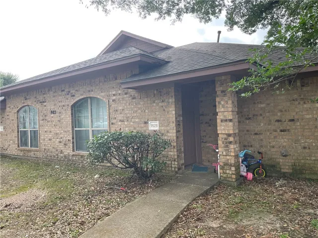 $415,000 | 902 Azalea Court, College Station, TX 77840