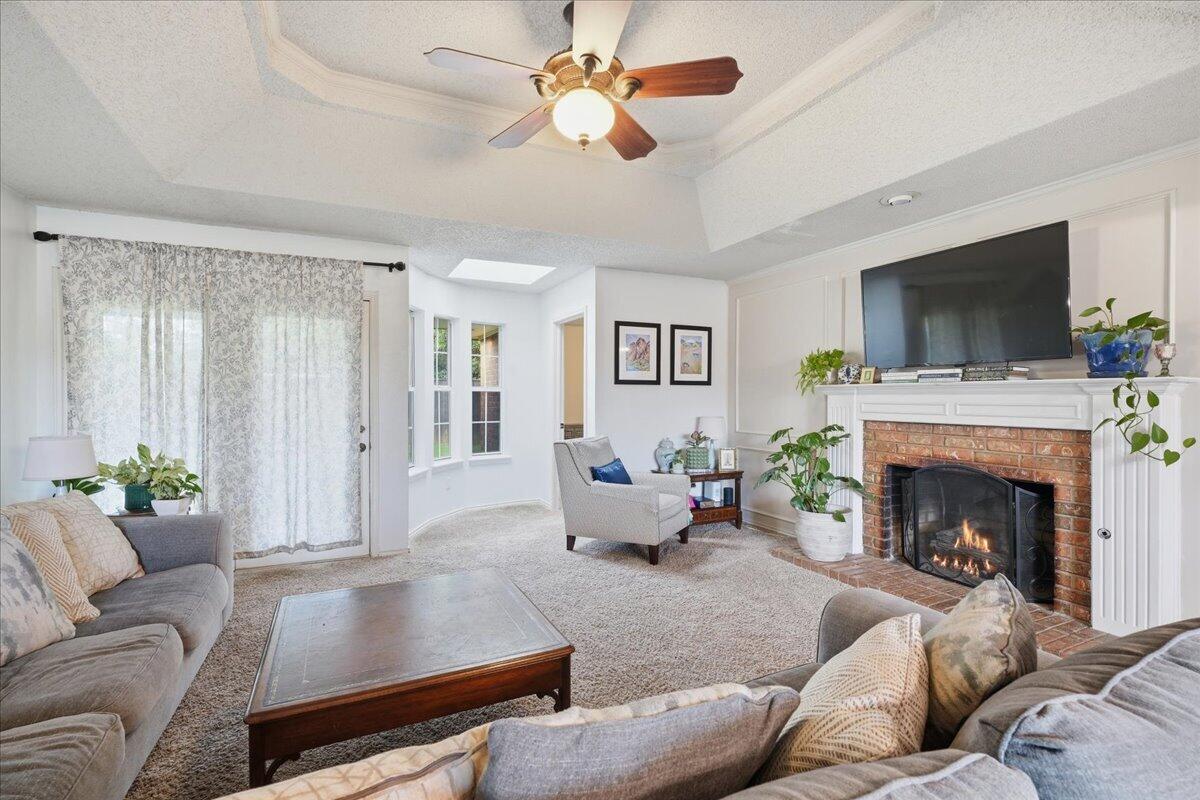 6009 72nd Street Lubbock, TX 79424 - Photo 4 of 29 04-6009_72nd_st_004