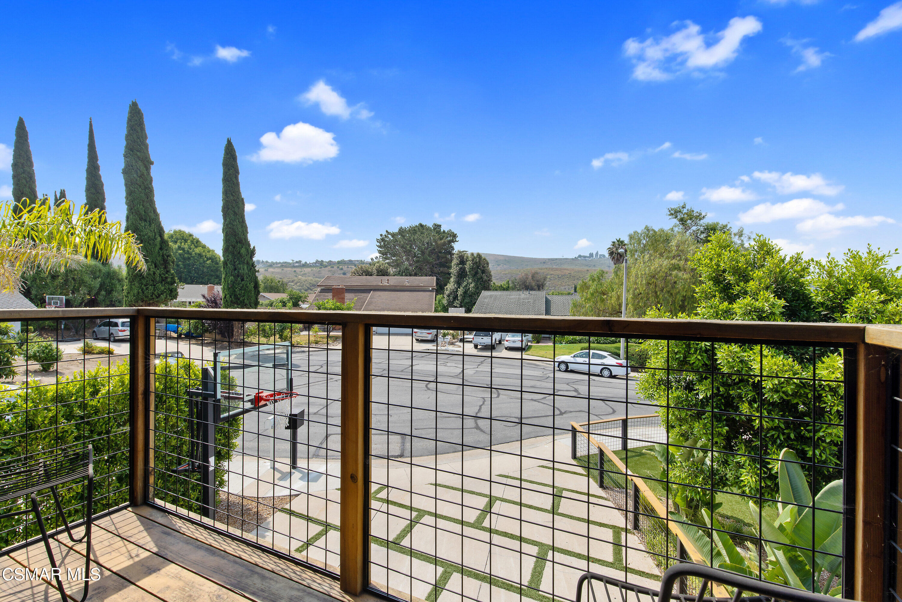 2222 Park Place Thousand Oaks, CA 91362 - Photo 37 of 60 a view of a balcony