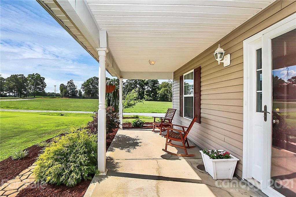 518 Ridge Road Monroe, NC 28110 - Photo 5 of 37 Gallery Image 5