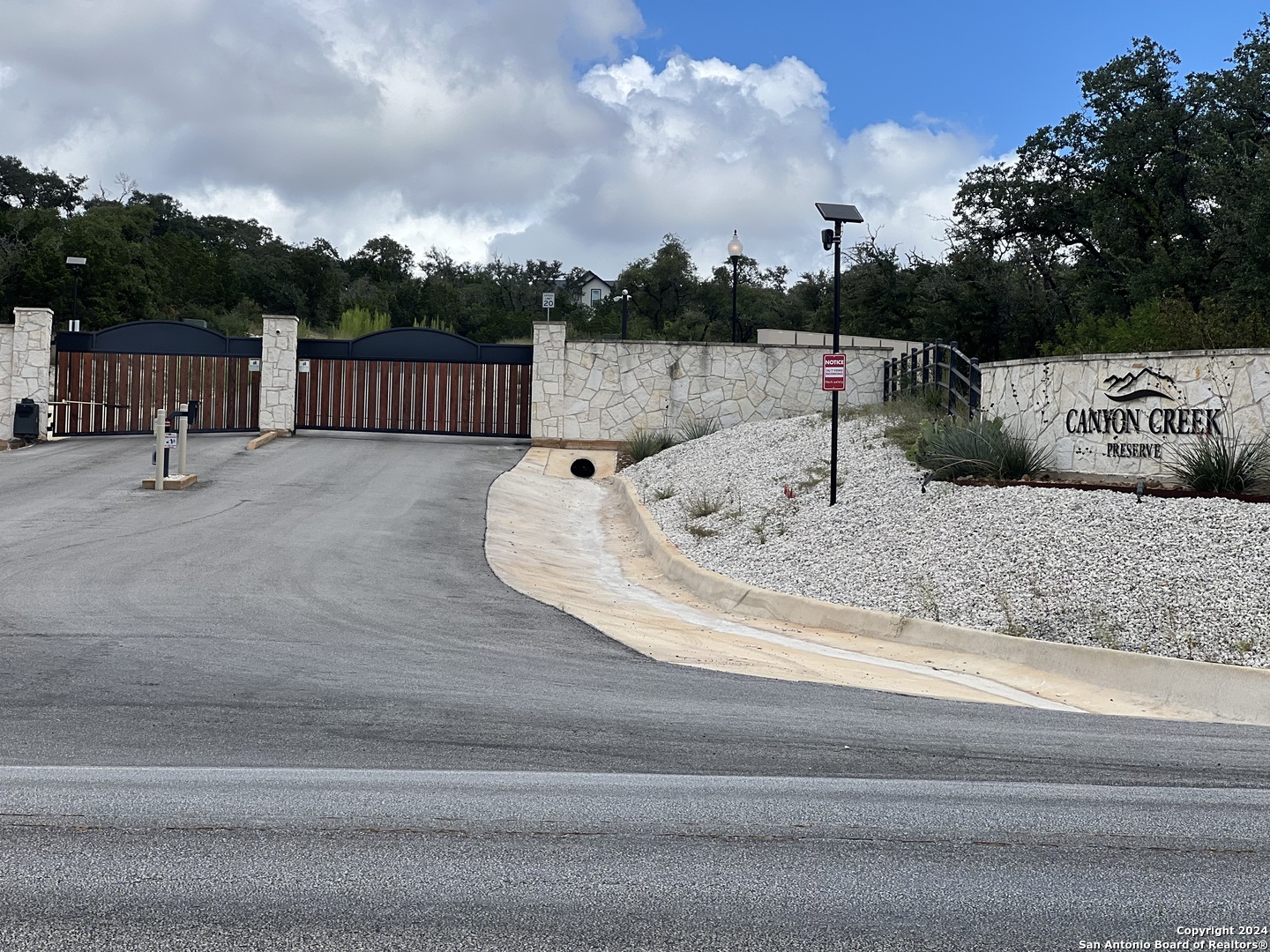 245 Sydney Springs Helotes, TX 78023 - Photo 25 of 27