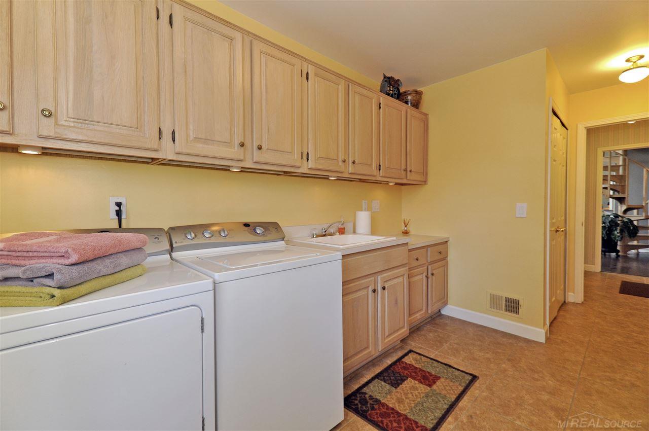 483 Shoreham Road Grosse Pointe Woods, MI 48236 - Photo 29 of 44