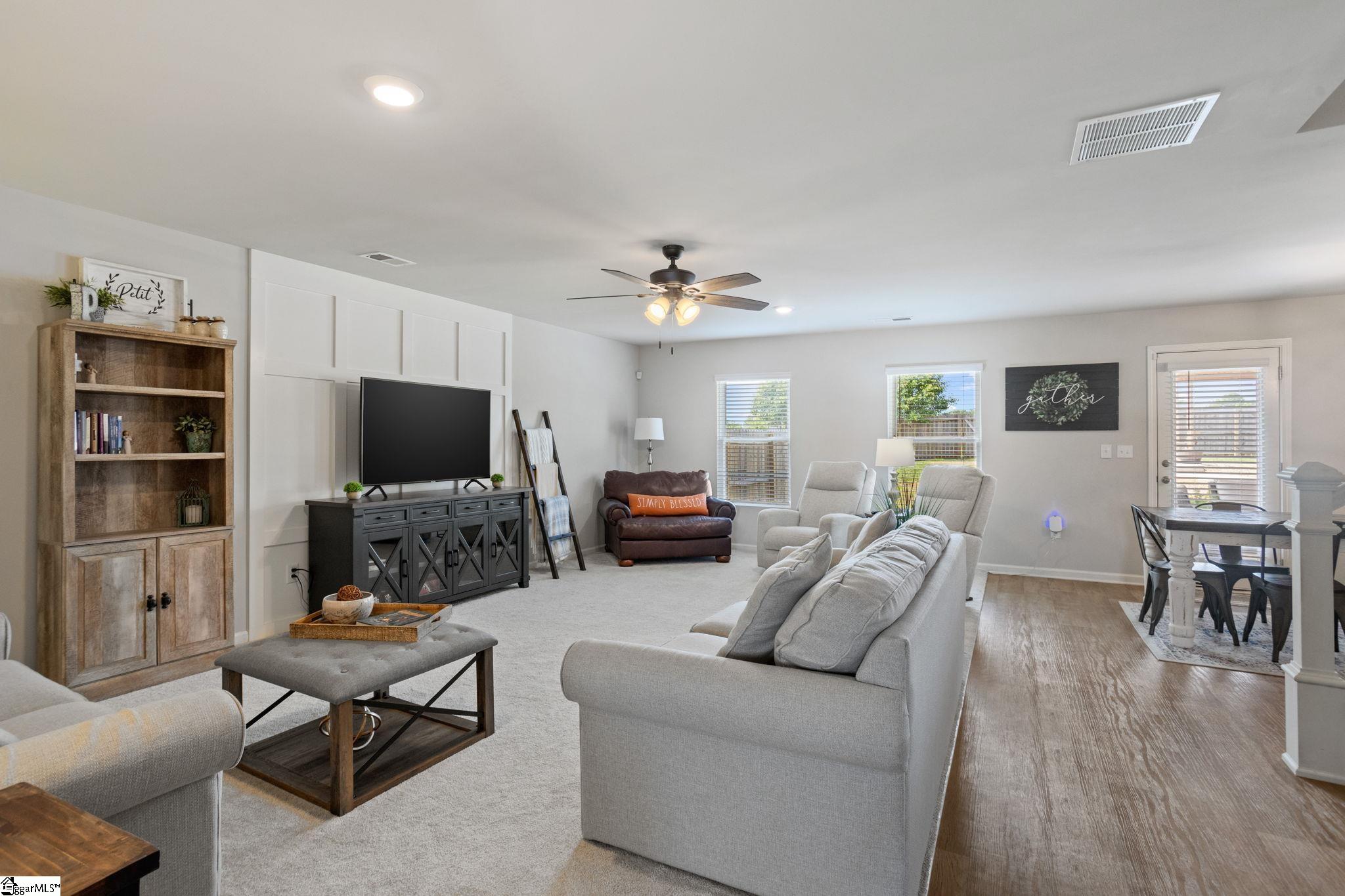 104 Fish Camp Road Easley, SC 29642 - Photo 8 of 44
