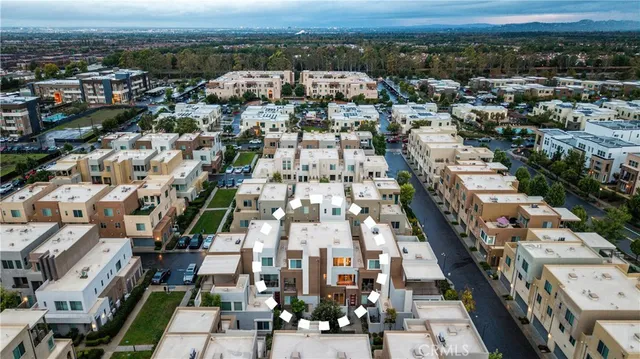 $950,000 | 217 Magnet, Irvine, CA 92618