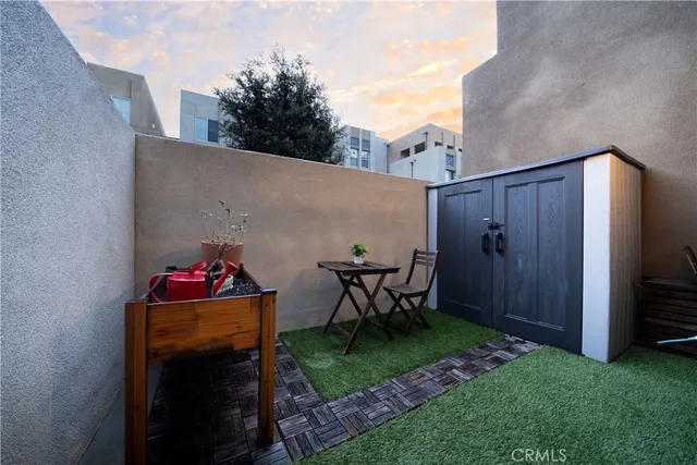 $950,000 | 217 Magnet, Irvine, CA 92618