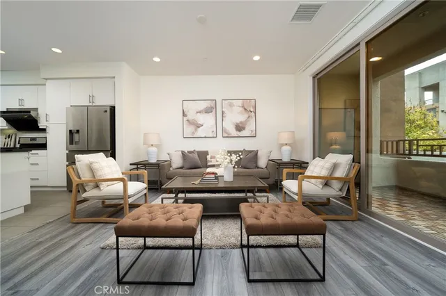 $950,000 | 217 Magnet, Irvine, CA 92618