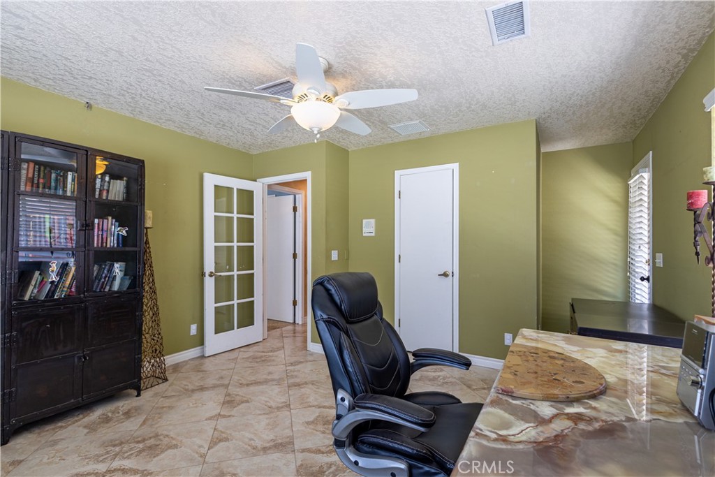 16728 Shirwaun Road Apple Valley, CA 92307 - Photo 38 of 72
