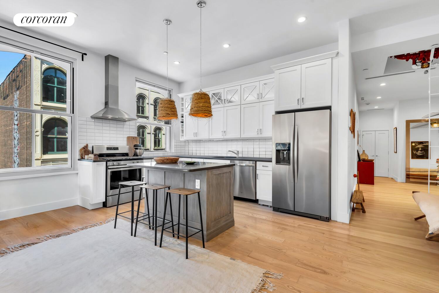 31 Walker Street, Unit 4 Manhattan, NY 10013 - Photo 2 of 10