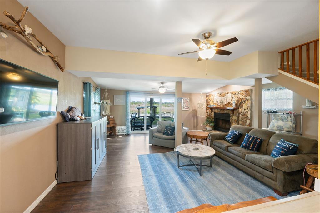7965 West Riverbend Road Crystal River, FL 34428 - Photo 30 of 60 a living room with furniture and a large window