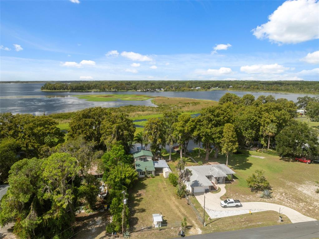 7965 West Riverbend Road Crystal River, FL 34428 - Photo 46 of 60 a view of an ocean and city