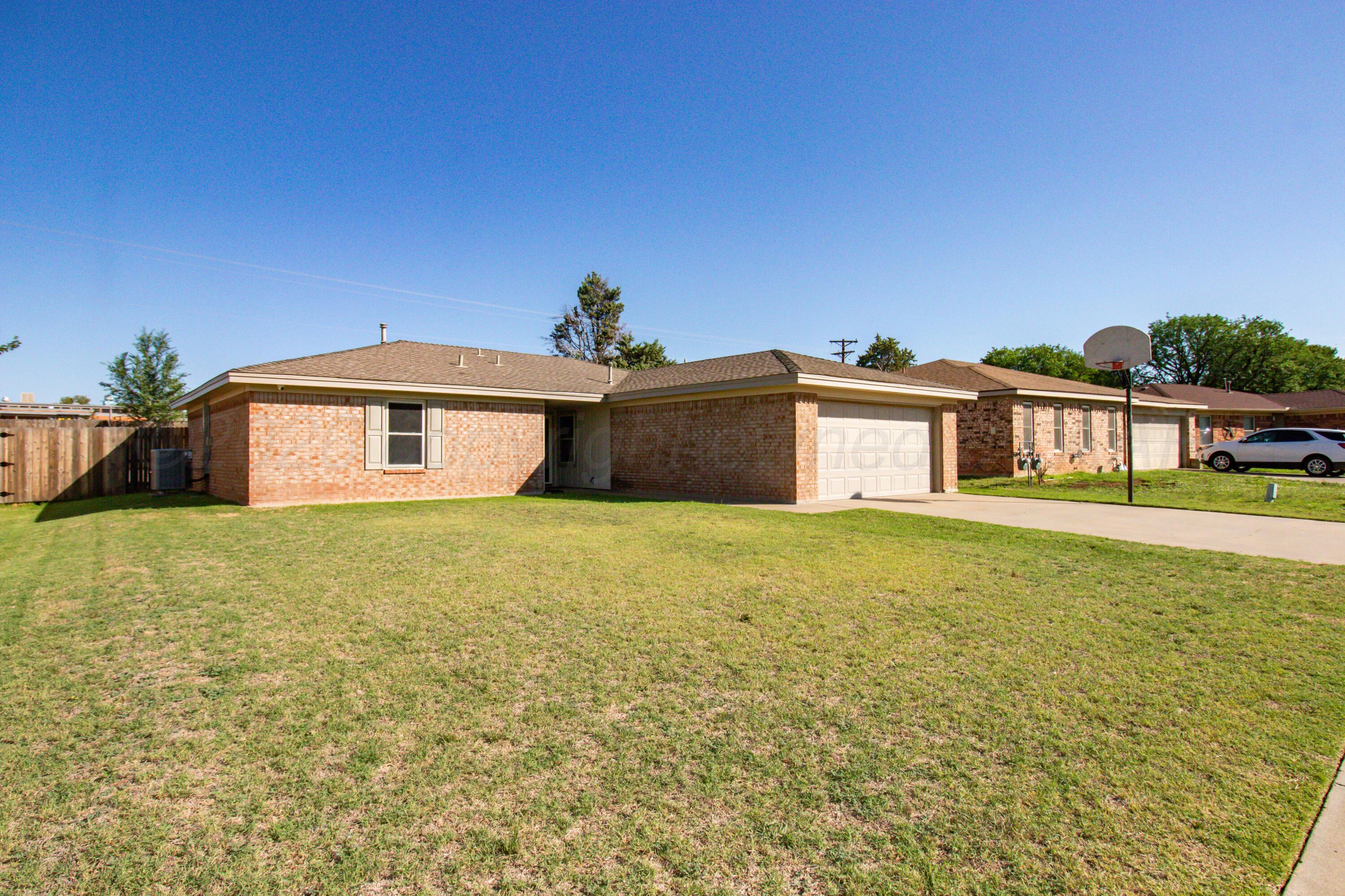 5210 Royce Drive Amarillo, TX 79110 - Photo 3 of 34 03