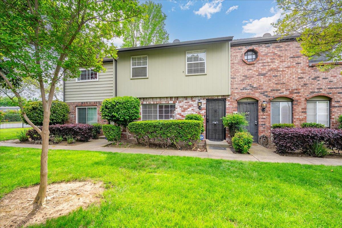 10919 Coloma Road, Unit 2 Rancho Cordova, CA 95670 - Photo 3 of 34 Front of unit which is pictured in the middle.