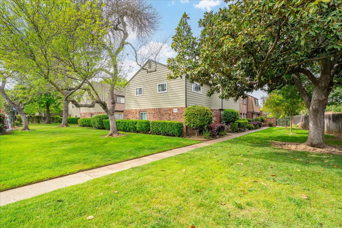 10919 Coloma Road, Unit 2 Rancho Cordova, CA 95670 - Photo 4 of 34 Surrounded by open grassy areas maintained by HOA.
